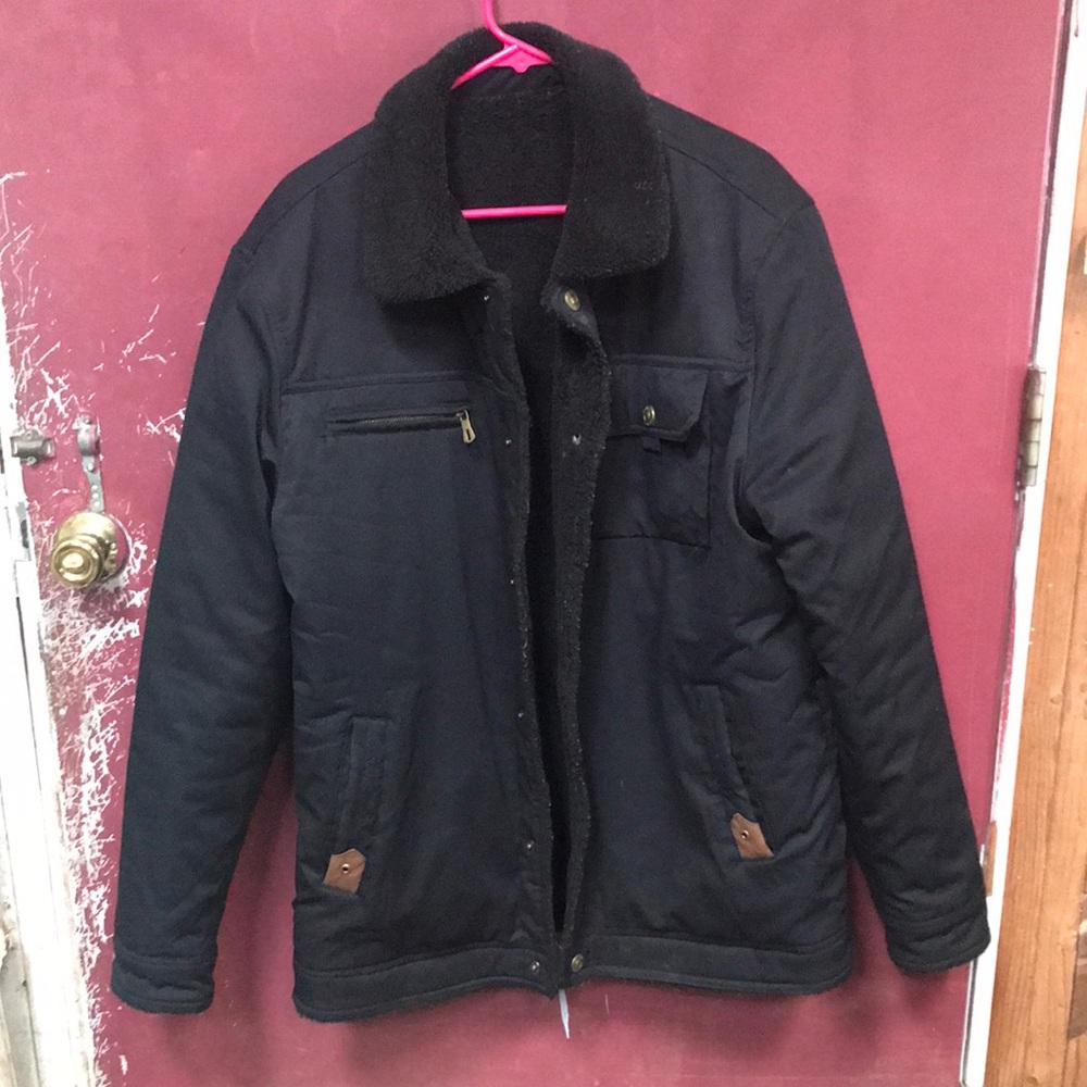 Black Military Field Jacket with High Collar and Weather-Resistant Fabric